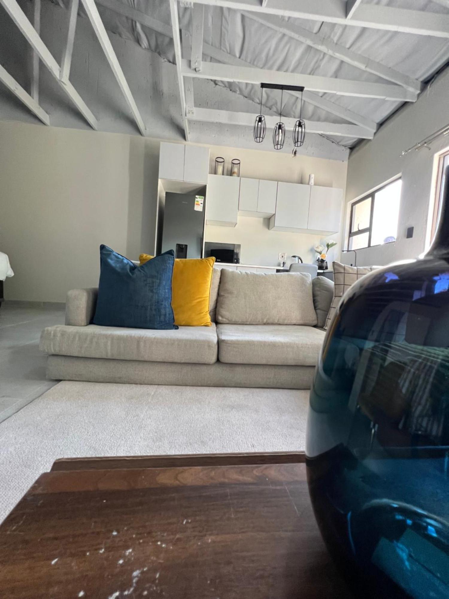 Cosy Nest 5 Min To Sandton 16 Apartment Johannesburg