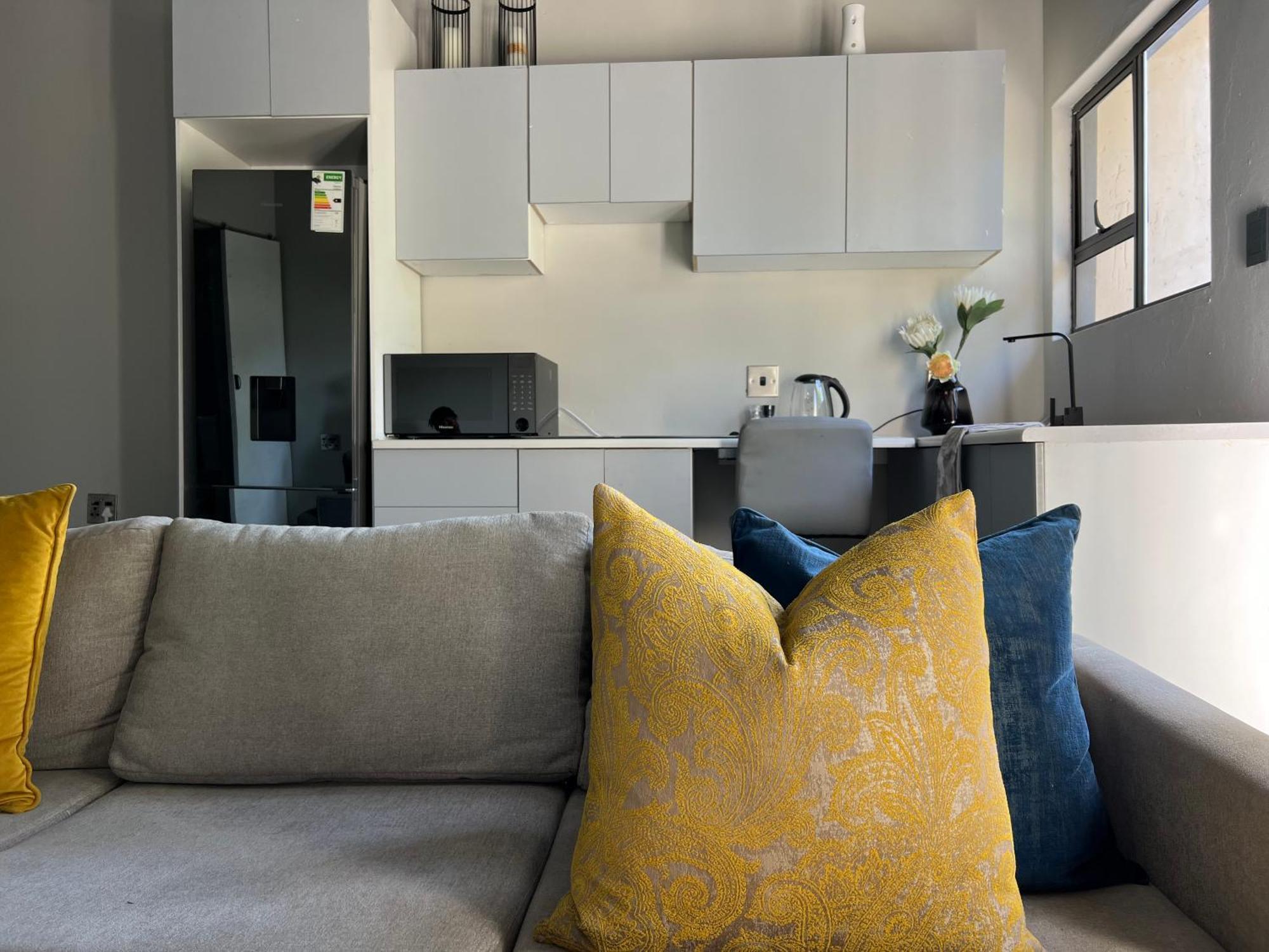 Apartment Cosy Nest 5 Min To Sandton 16 *