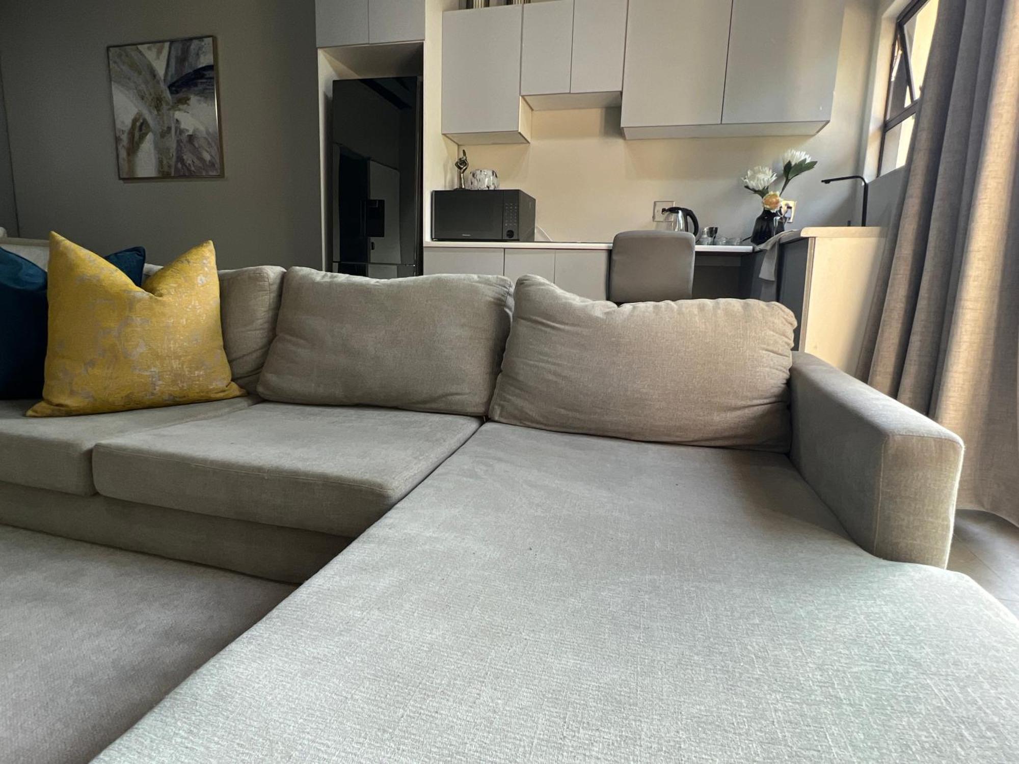 Cosy Nest 5 Min To Sandton 16 Johannesburg